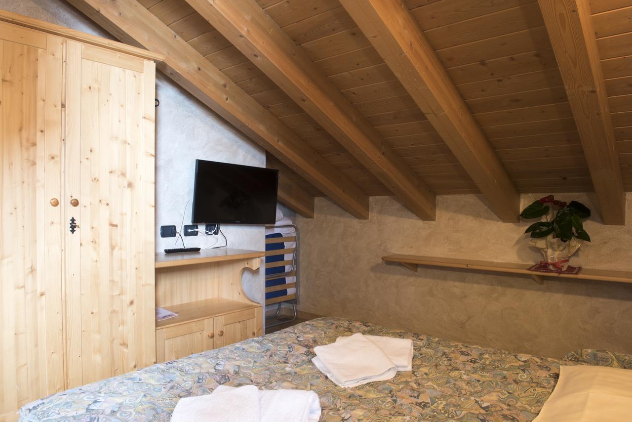 Chalet Li Baita Genny Livigno Buitenkant foto